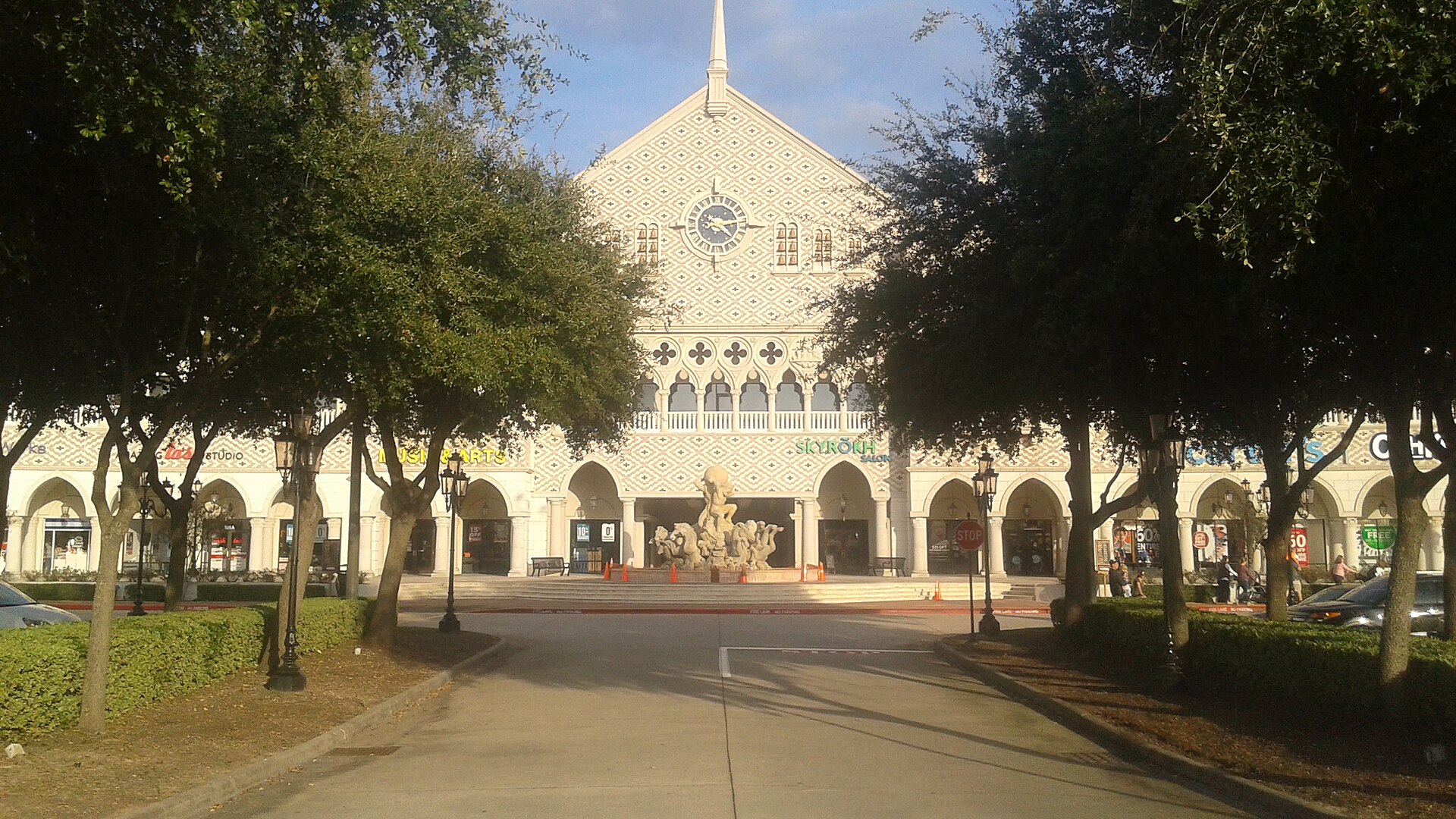 The Portofino shopping center in Shenandoah, Texas